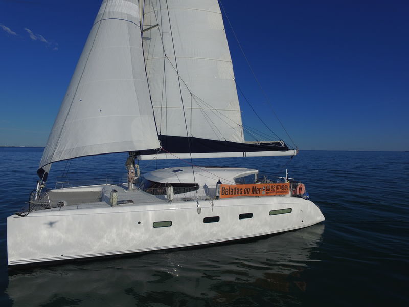 Catamaran vue de coté