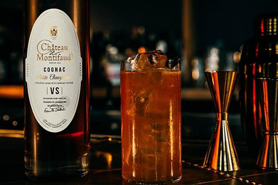 Activité cocktail au château Montifaud