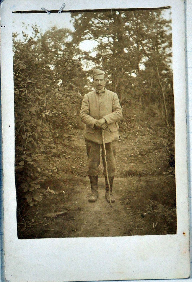 Portrait d'un soldat, charentais-maritime mort pour la France : Etienne Seguin né le 9 avril 1893 à saint-Seurin d'Uzet et mort le 3 juin 1918