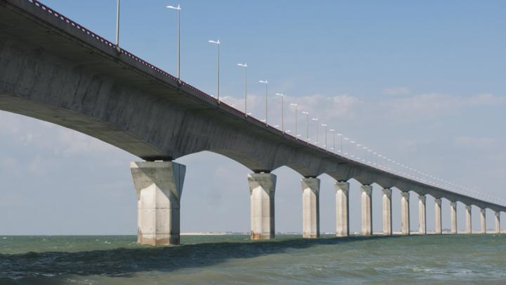 pont île de ré