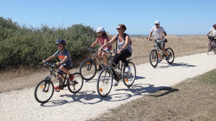 À vélo